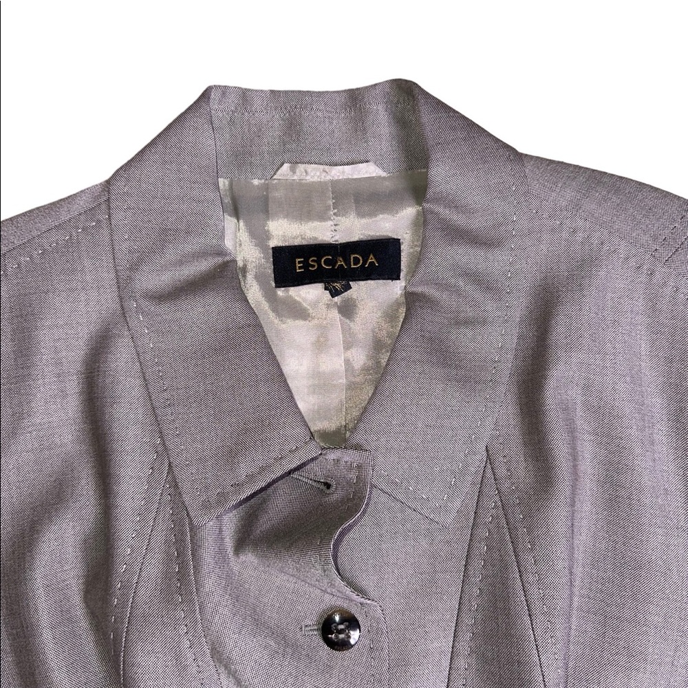 Escada Wool Blend Ruffle Button Up Blazer Jacket - Picture 3 of 5